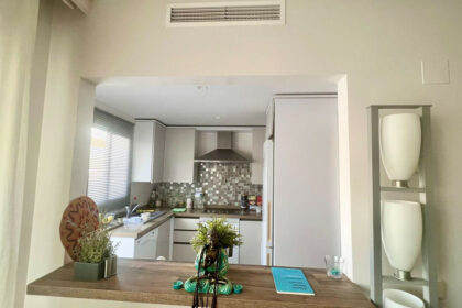 676dd4f11b2ef3d8a024c852b07b2961 - 10