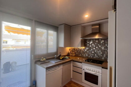 676dd4f11b2ef3d8a024c852b07b2961 - 19