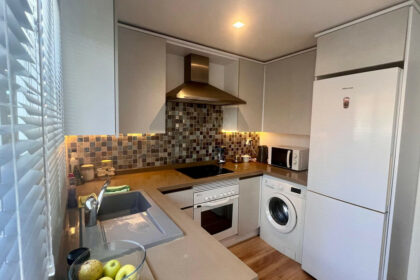 676dd4f11b2ef3d8a024c852b07b2961 - 21