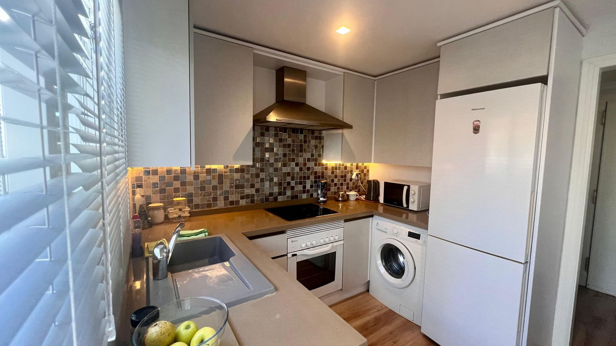 676dd4f11b2ef3d8a024c852b07b2961 - 21