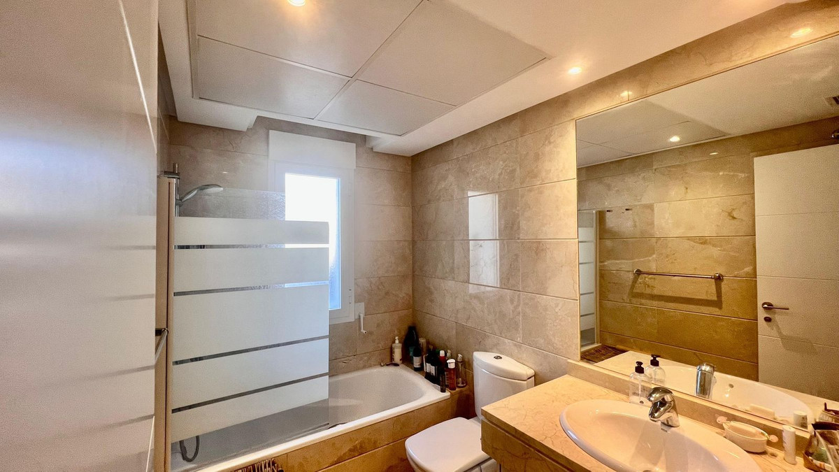 676dd4f11b2ef3d8a024c852b07b2961 - 6