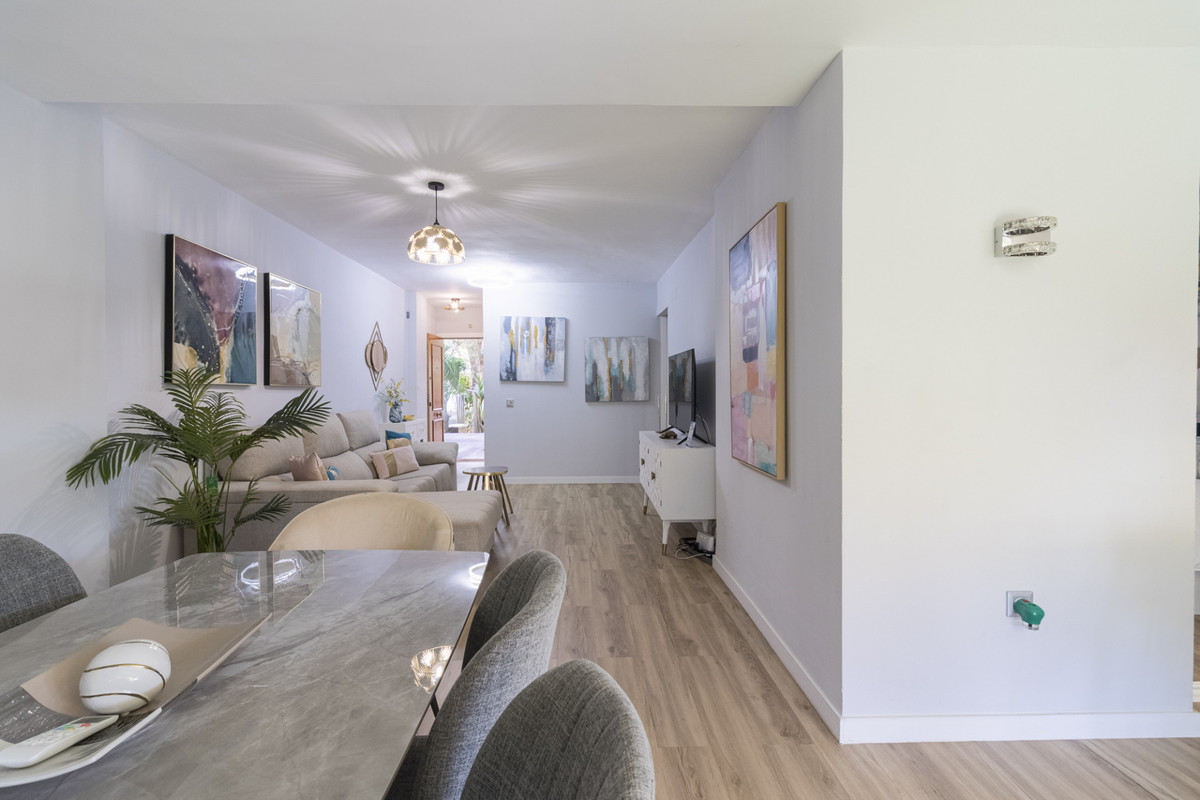 68d6a95fc1b843682d996aa46dc86e62 - 13