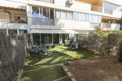 68d6a95fc1b843682d996aa46dc86e62 - 14