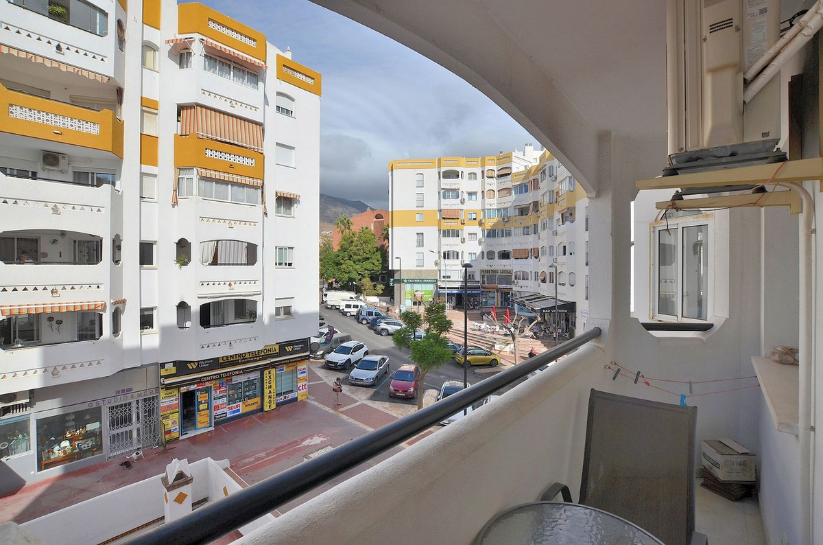 692ba98dead952ef2c2965c51fb88cb9 - 9