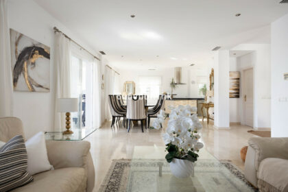 69b0a2e133241b701c1744525f73bf72 - 11