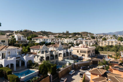 69b0a2e133241b701c1744525f73bf72 - 41