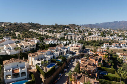 69b0a2e133241b701c1744525f73bf72 - 43