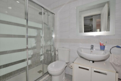 69eda5687c55adfb64c9e01661ffc177 - 27