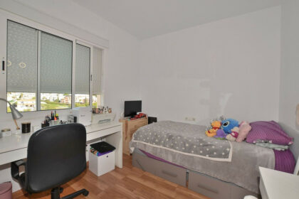 69eda5687c55adfb64c9e01661ffc177 - 28