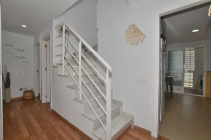 69eda5687c55adfb64c9e01661ffc177 - 30