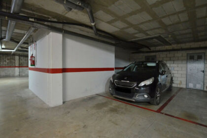 69eda5687c55adfb64c9e01661ffc177 - 37