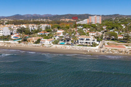 6b75955c51ac94fc58aaf5fd55178152 - 30