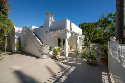 6b75955c51ac94fc58aaf5fd55178152 - 40