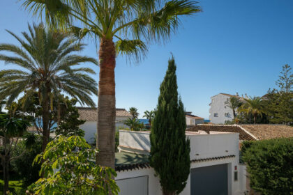 6b75955c51ac94fc58aaf5fd55178152 - 42