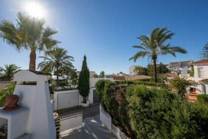 6b75955c51ac94fc58aaf5fd55178152 - 44