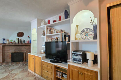 6bde70c7bf42638ce585547e4dcbee53 - 18