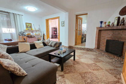 6bde70c7bf42638ce585547e4dcbee53 - 19