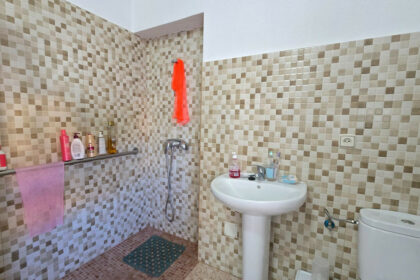 6bde70c7bf42638ce585547e4dcbee53 - 31