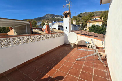 6bde70c7bf42638ce585547e4dcbee53 - 39