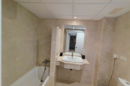 6c7a124d832e4f3a4896a87acb39764a - 15