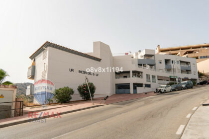 6cf30cb640cf1a0acd9bab0b195a7e05 - 32