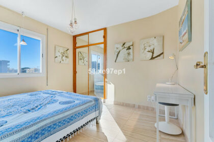 6d4711ec52a2fd8f4da08aaf0f6dc95f - 11