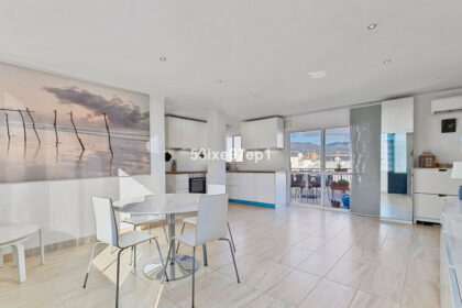 6d4711ec52a2fd8f4da08aaf0f6dc95f - 7