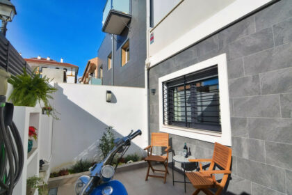 6d6985f8450d60a13405f03d133c25ba - 52