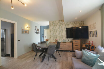 6d6985f8450d60a13405f03d133c25ba - 7