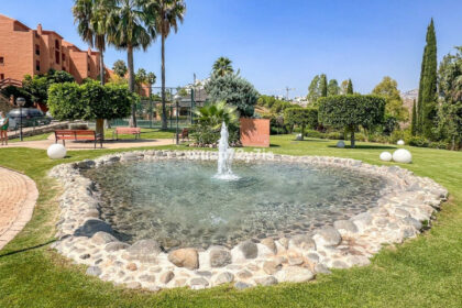 6d93862d458af3a7aa6328fae14d3cb1 - 35