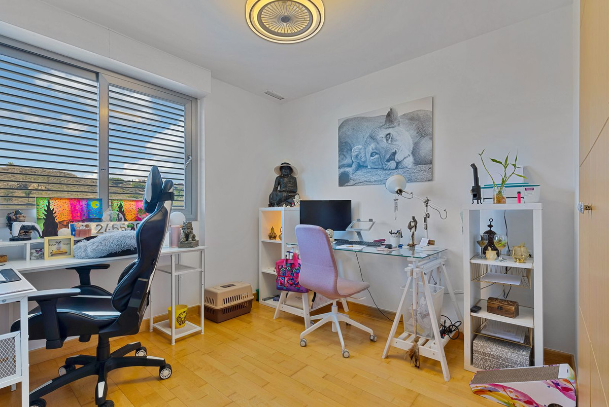 6e33078fa5fa23969c048cab0fb69ea3 - 16