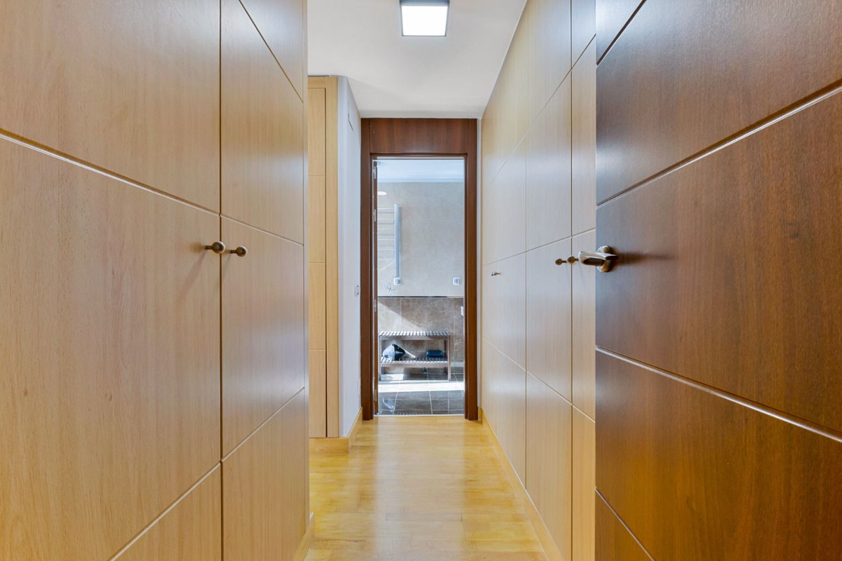 6e33078fa5fa23969c048cab0fb69ea3 - 25