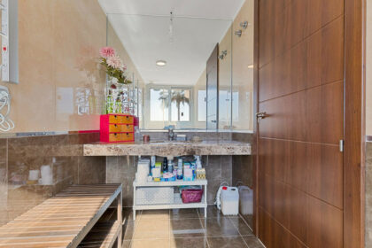 6e33078fa5fa23969c048cab0fb69ea3 - 26