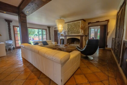 6e3d317b61dd4488da54fd123c2600b3 - 10