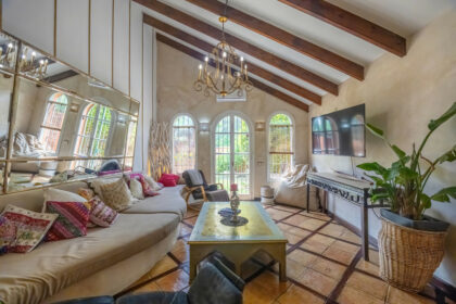 6e3d317b61dd4488da54fd123c2600b3 - 18