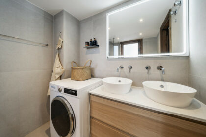 703fea6cfeba4fb623aa6a2593797592 - 17