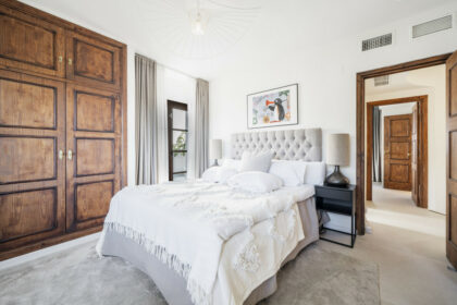 703fea6cfeba4fb623aa6a2593797592 - 20