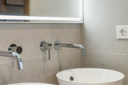 703fea6cfeba4fb623aa6a2593797592 - 25