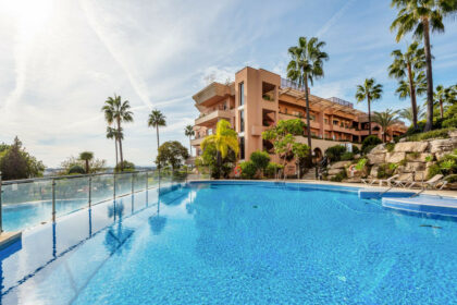 72896889dba179a524f3d2c5c2b72479 - 1