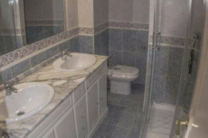 72c996c1301e42623008376df7999e80 - 23