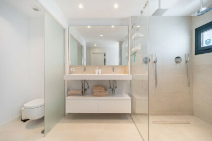 72d1323b64be031ed36be9fc620af693 - 11