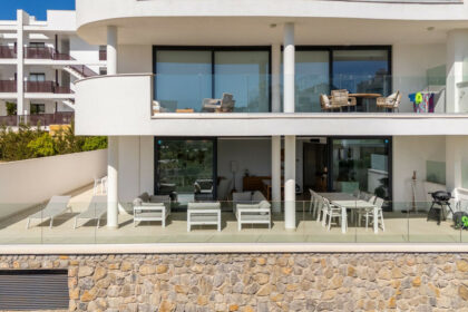 72d1323b64be031ed36be9fc620af693 - 14