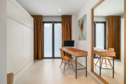 72d1323b64be031ed36be9fc620af693 - 19