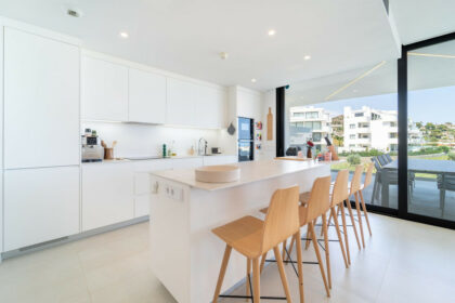 72d1323b64be031ed36be9fc620af693 - 2