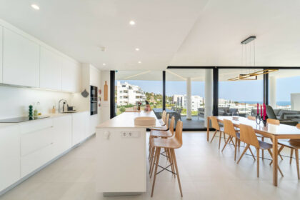 72d1323b64be031ed36be9fc620af693 - 4