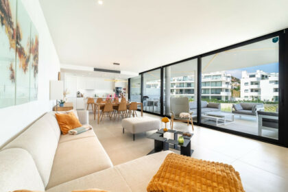 72d1323b64be031ed36be9fc620af693 - 8