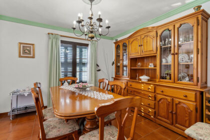 733c7f38cf6e381f9d26ea385aedd67a - 11