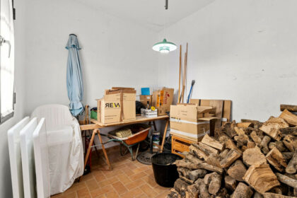 733c7f38cf6e381f9d26ea385aedd67a - 32