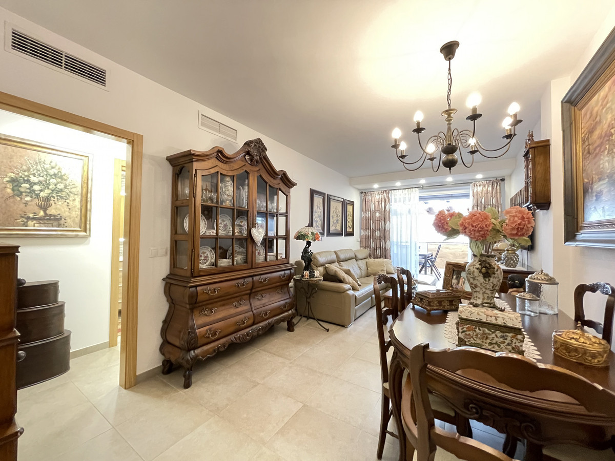 74dbfe30d047823591f0410b393579f2 - 16