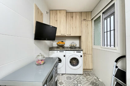 74dbfe30d047823591f0410b393579f2 - 20